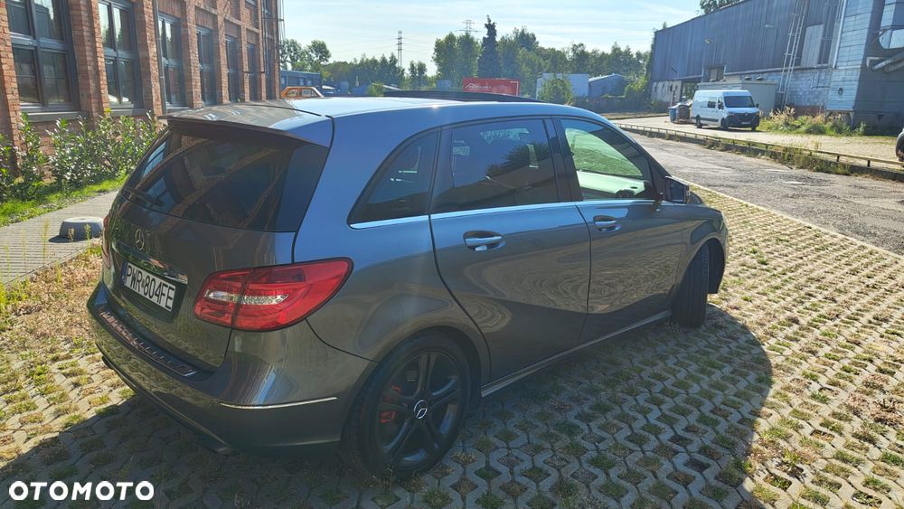 Mercedes-Benz Klasa B 180 BlueEFFICIENCY Edition - 5