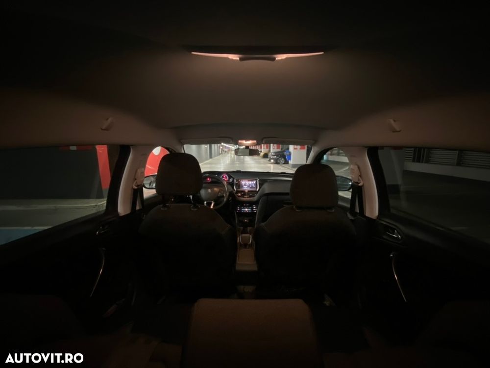 Peugeot 2008 PureTech 82 Style - 3