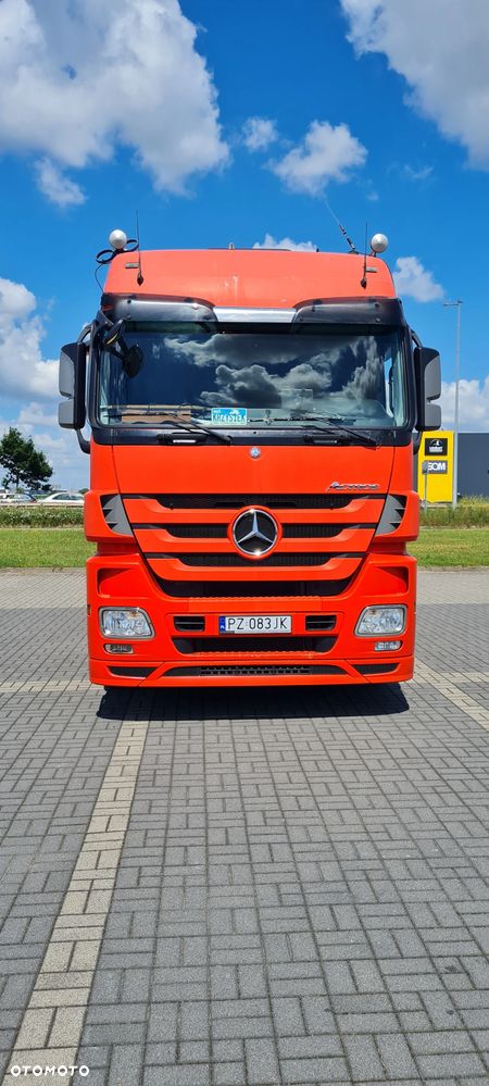 Mercedes-Benz Actros - 7