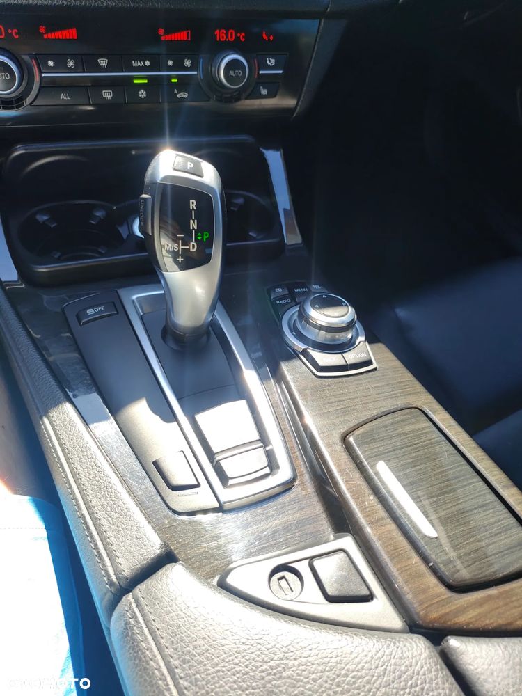 BMW Seria 5 520d - 22
