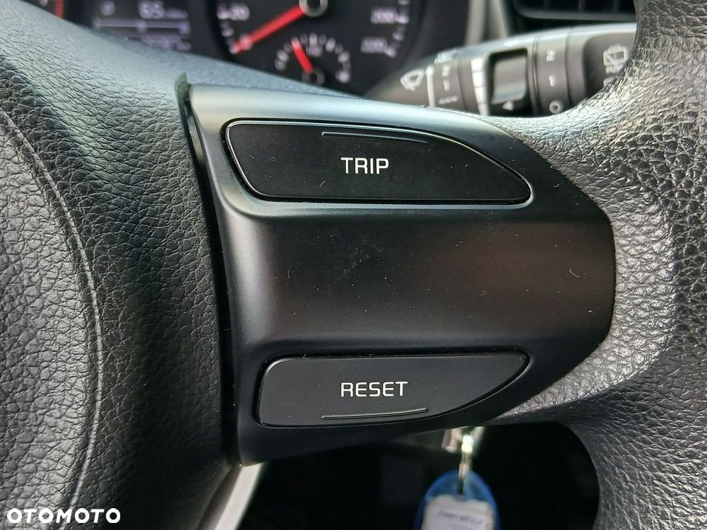Kia Rio 1.2 M - 27