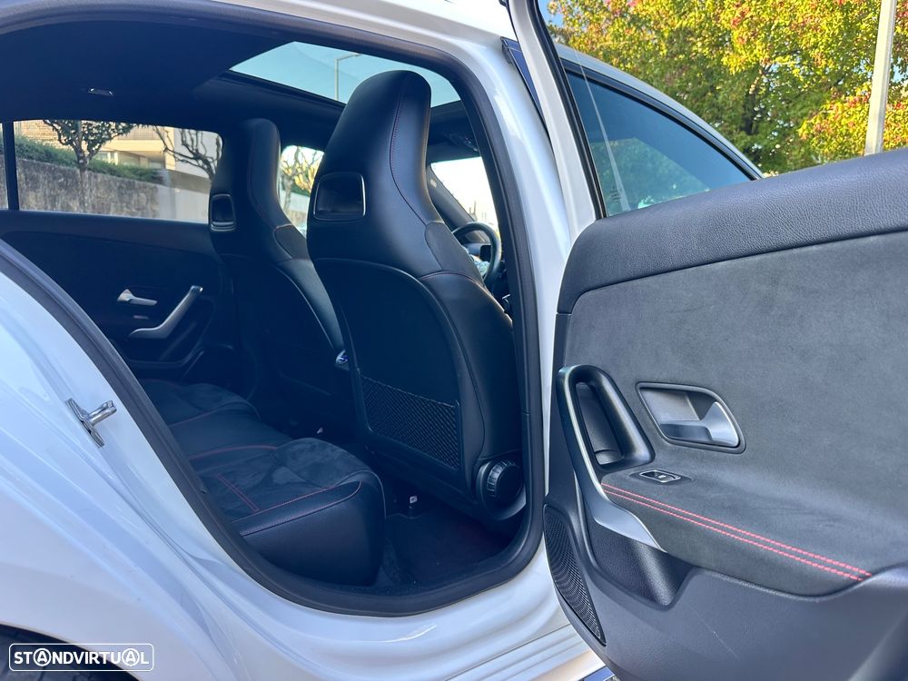 Mercedes-Benz A 180 7G-DCT AMG Line - 44