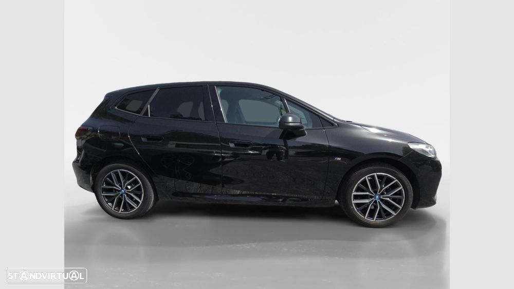 BMW 225xe Active Tourer e xDrive Pack Desportivo M - 9