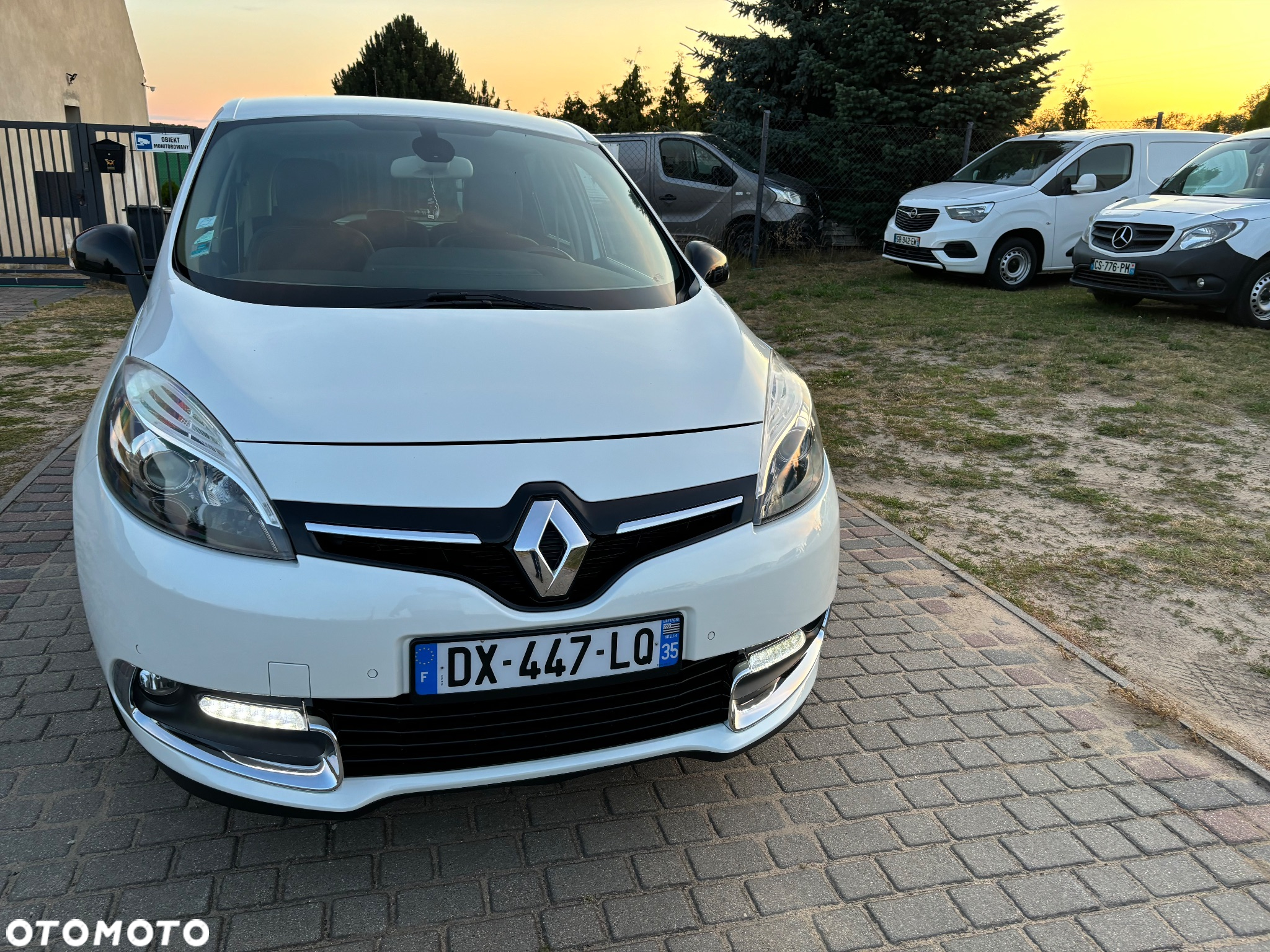Renault Scenic 1.5 dCi Bose EDition EDC - 8