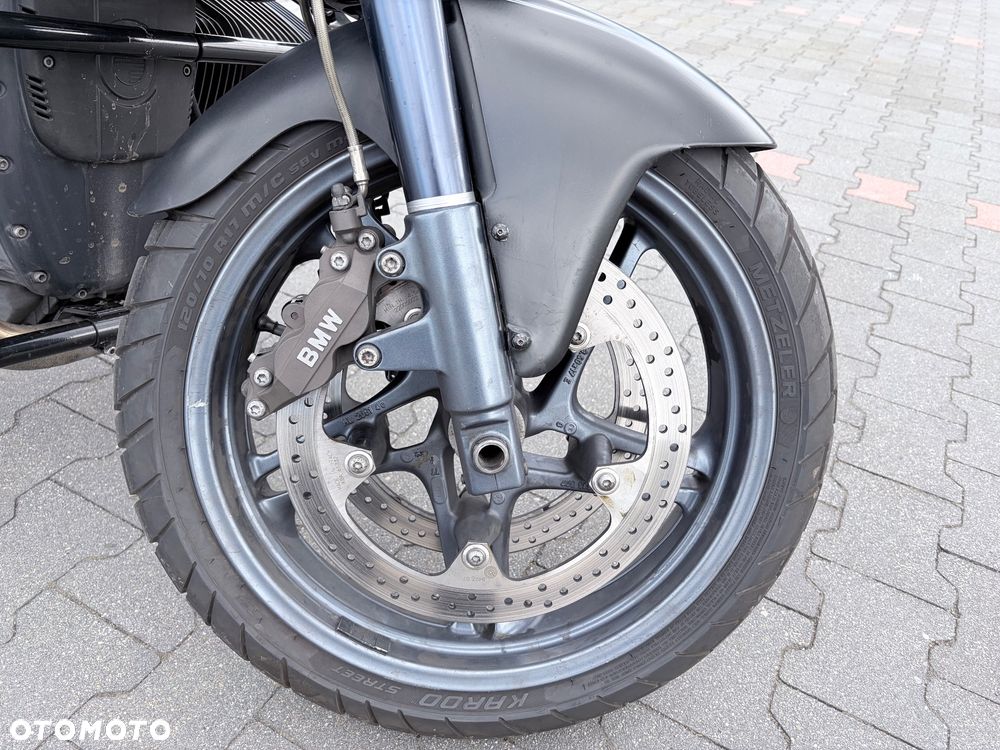 BMW R - 8