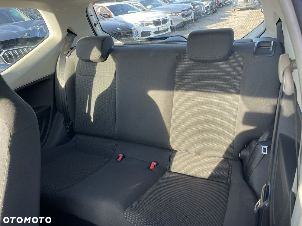 Volkswagen up! 1.0 street EU6 - 13