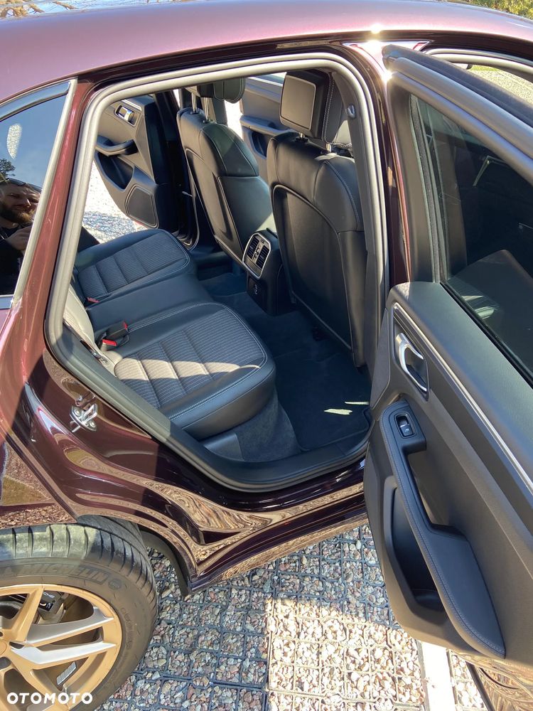 Porsche Macan T - 14