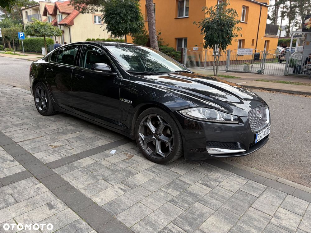 Jaguar XF 2.2 D Premium Luxury - 5
