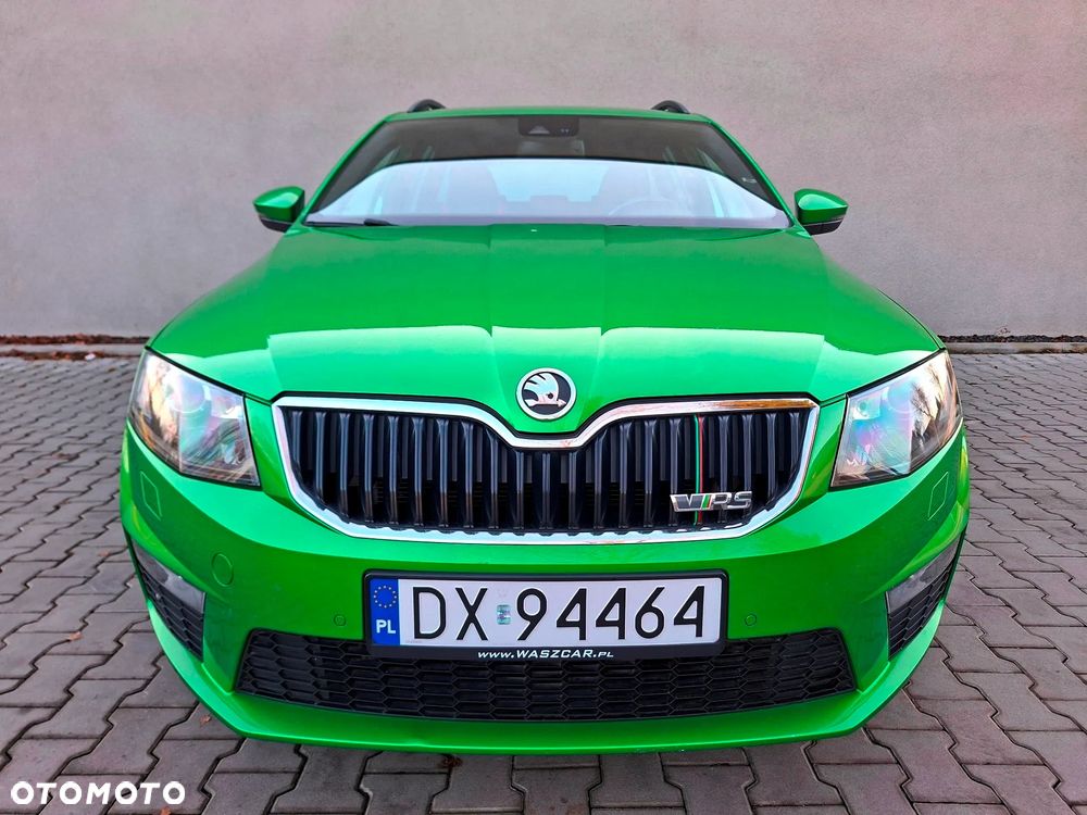 Skoda Octavia 2.0 TDI DSG RS - 12