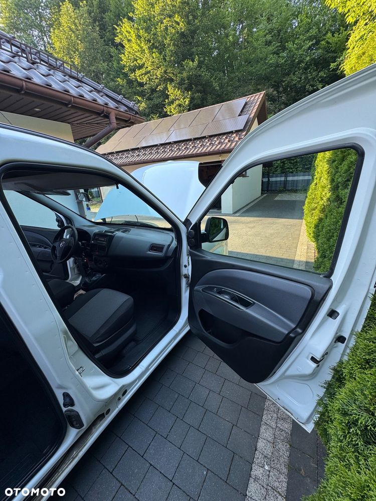 Fiat Doblo - 17