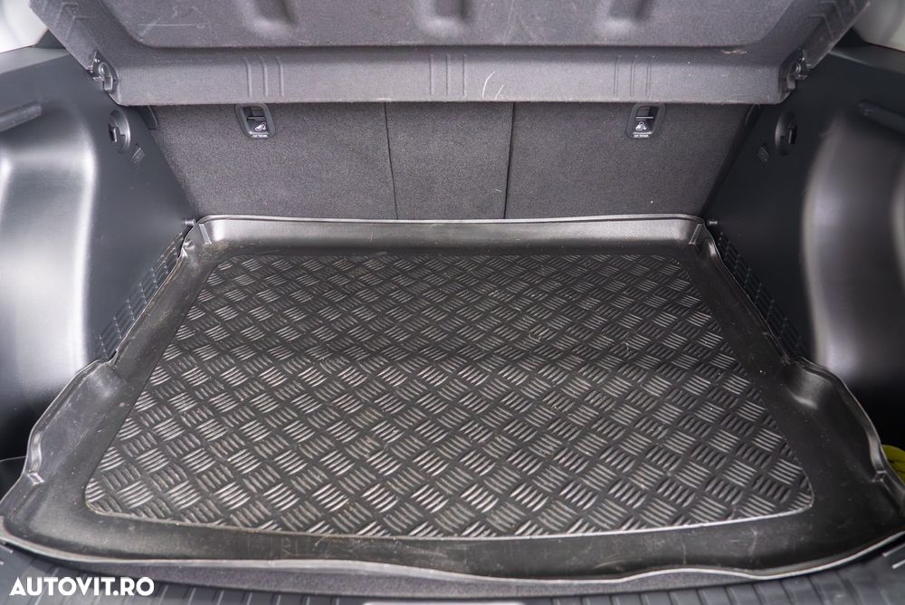 Hyundai KONA 1.6 GDI DCT Select - 12