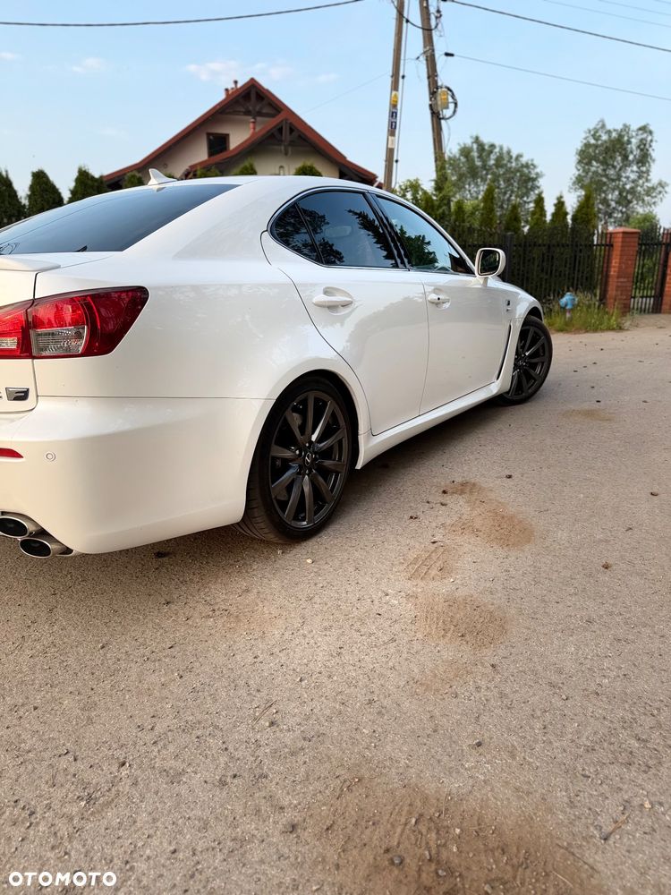 Lexus IS - 16