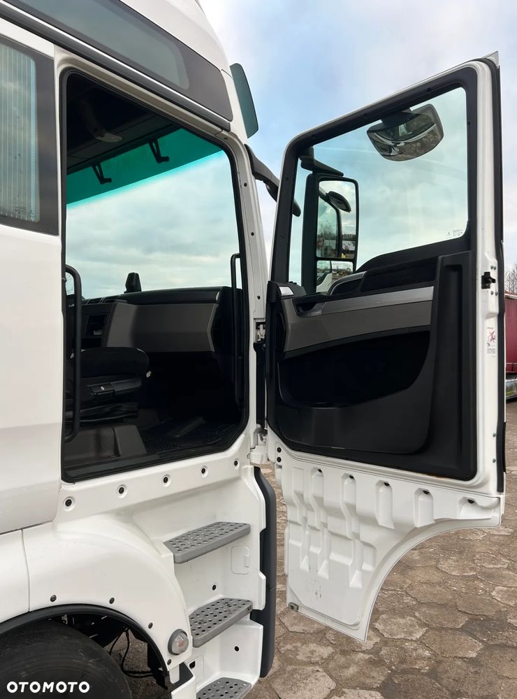 MAN TGX 26.510 KM 6x2 XXL RETARDER 65 000 KG DMC / 3 OSIOWY / REJESTRACJA 2020 ROK / PRZEBIEG 568 236 KM / ZIMOWE OPONY / WAGA / HAMULCE PRAWIE NOWE WSZYSTKIE OSIE PRAWIE 90% OKŁADZIN / JEDYNIE 9 TYS. MOTOGODZIN PRACY SILNIKA !! - 35