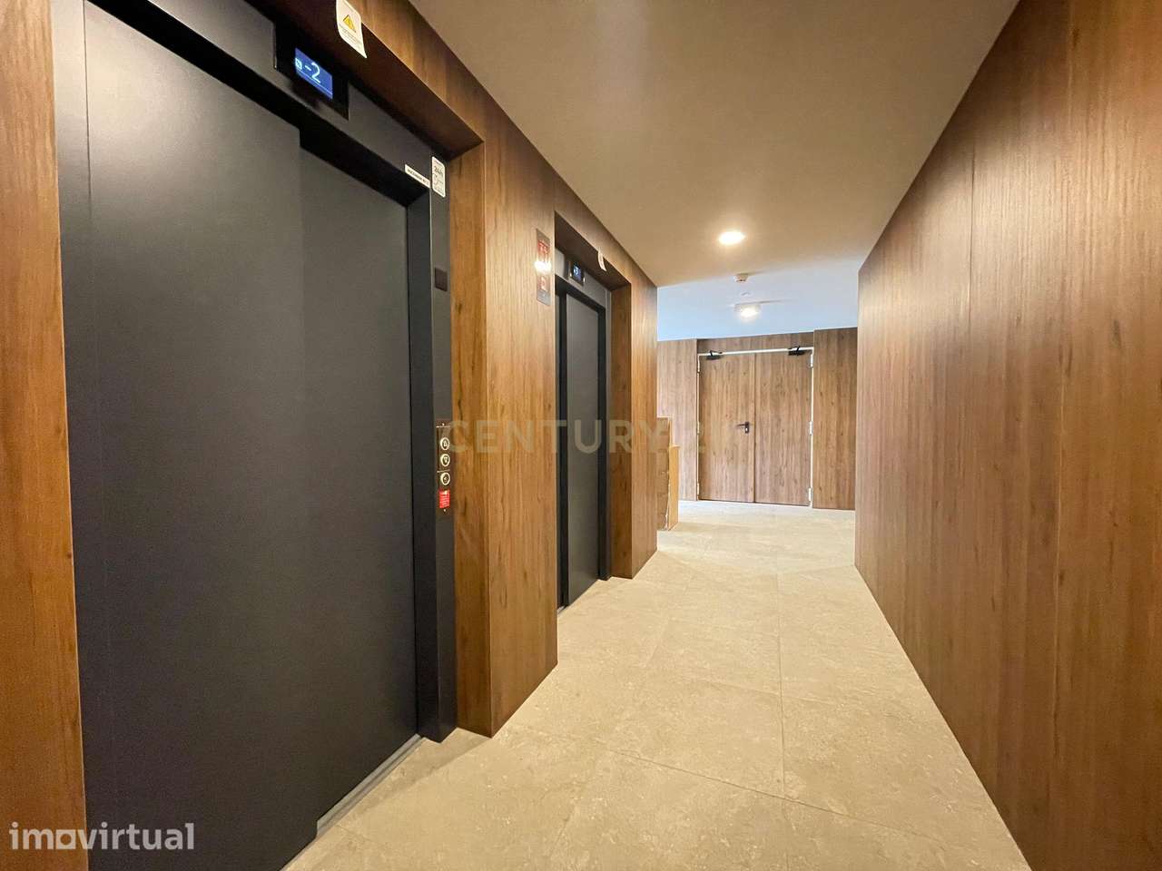 Estúdio - Mobilado - Garagem - Grande imagem: 5/22