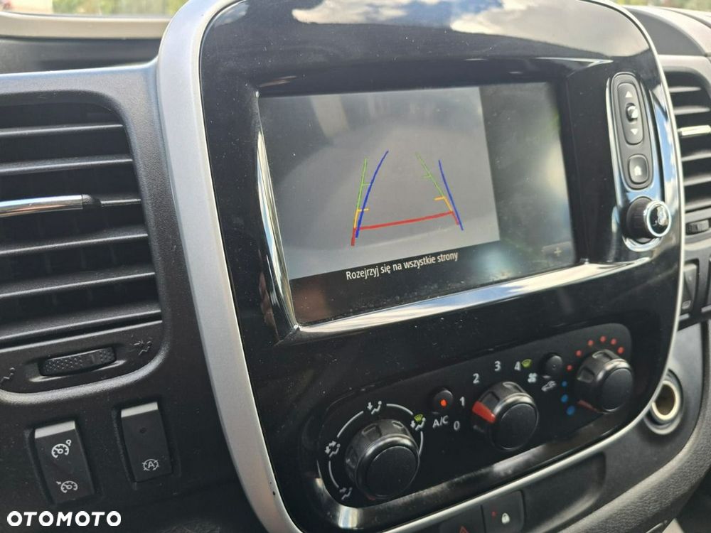 Renault Trafic - 24