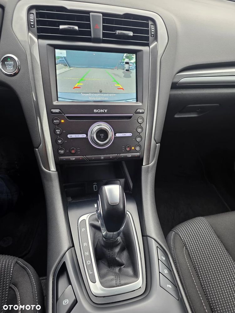 Ford Mondeo 2.0 Hybrid Titanium GPF - 23