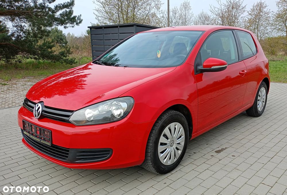 Volkswagen Golf - 6