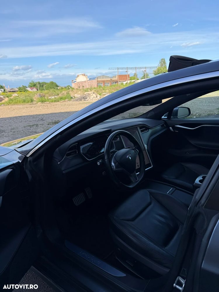 Tesla Model S Ludicrous Performance - 11