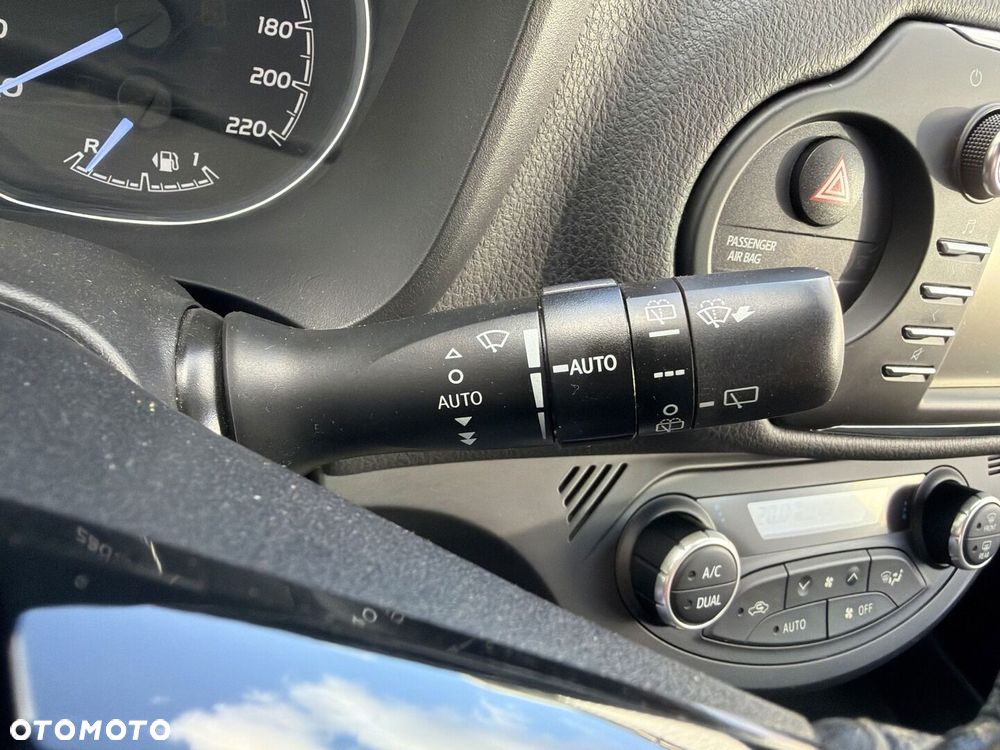 Toyota Yaris 1.5 Selection - 16