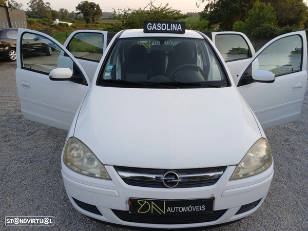 Opel Corsa 1.2 16V Cosmo