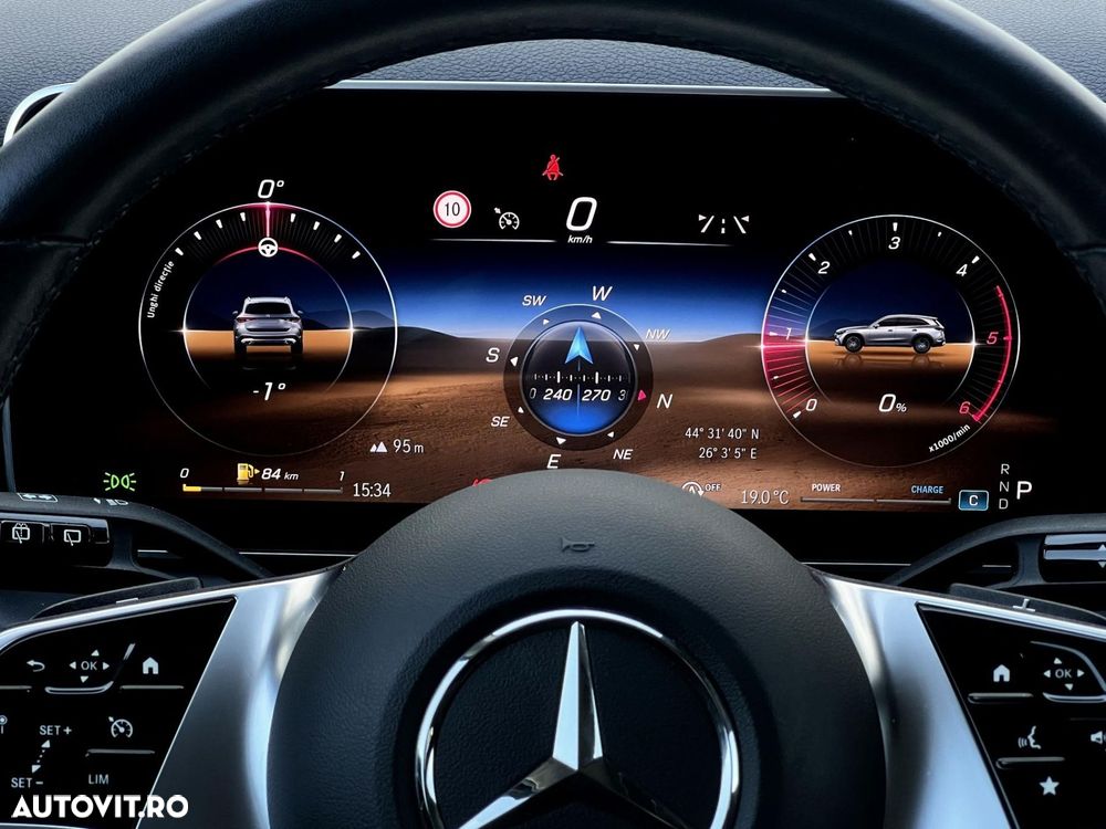 Mercedes-Benz GLC - 21