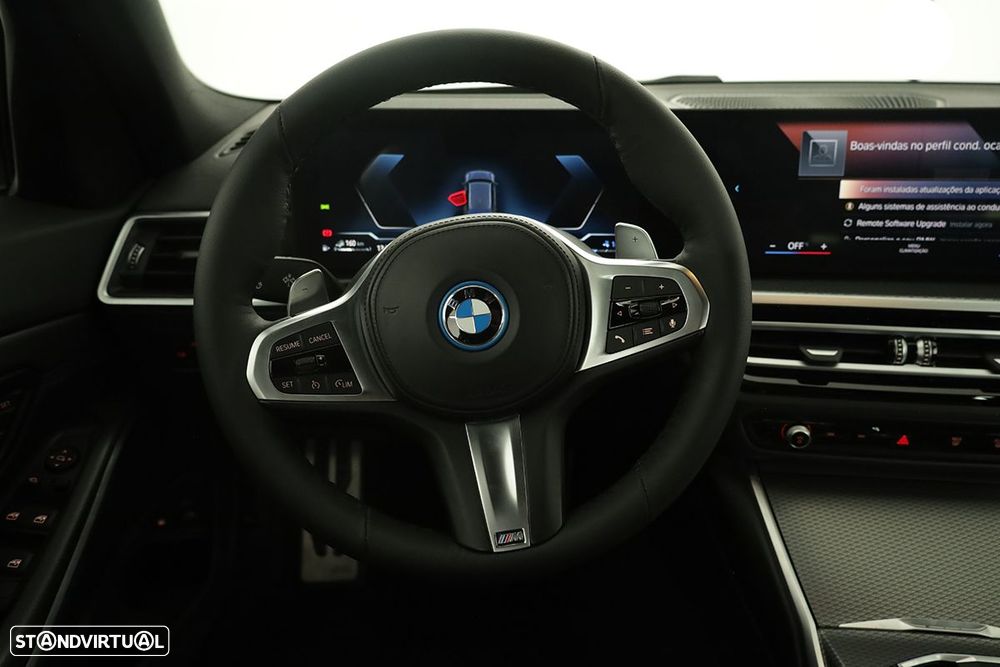 BMW 330 e Touring Pack M Auto - 16