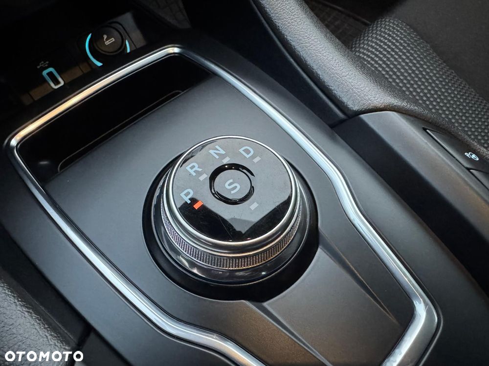 Ford Mondeo 2.0 EcoBlue Titanium - 40