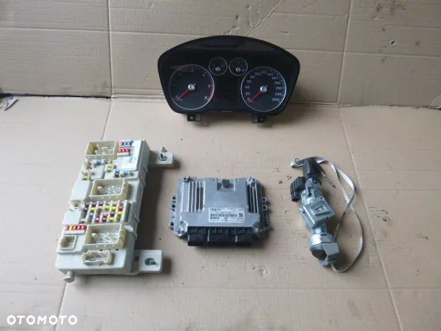 ZESTAW STARTOWY KOMPUTER STACYJKA IMMOBILIZER FORD FOCUS MK2 1.6 TDCI - 2