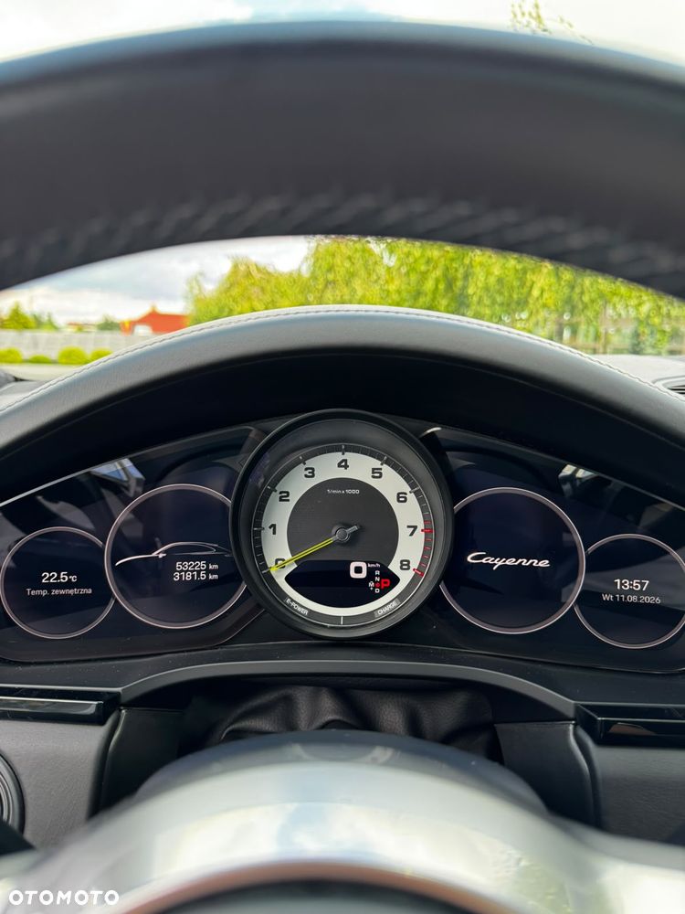 Porsche Cayenne Platinum Edition - 23