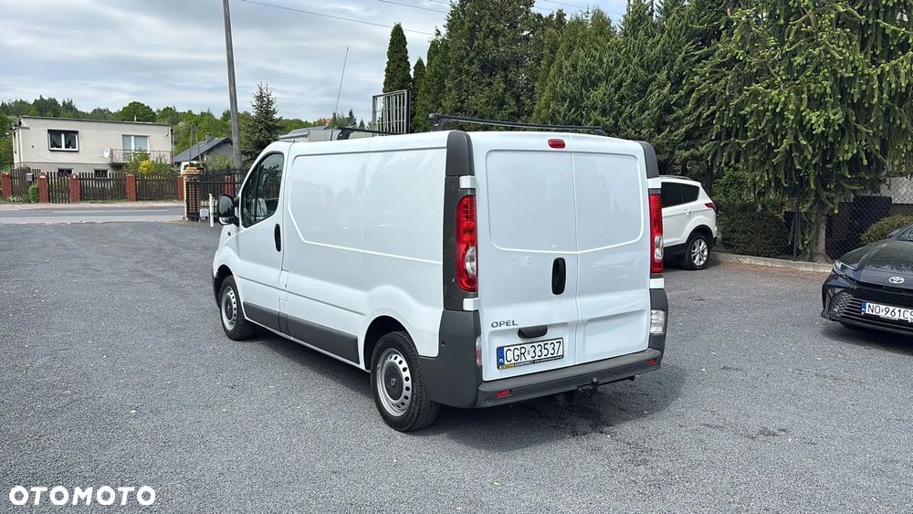 Opel Vivaro - 31
