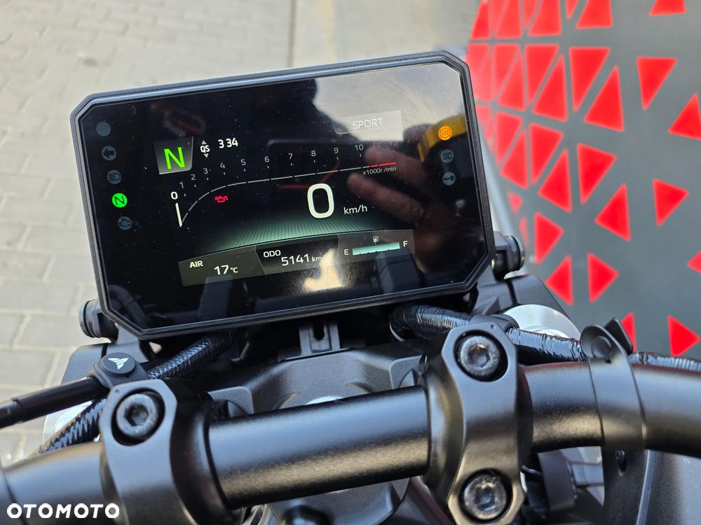 Yamaha MT - 13