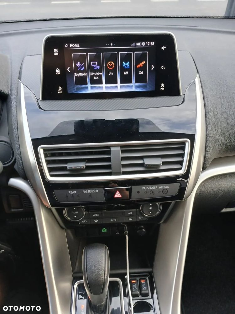 Mitsubishi Eclipse Cross 1.5 T Intense CVT - 30