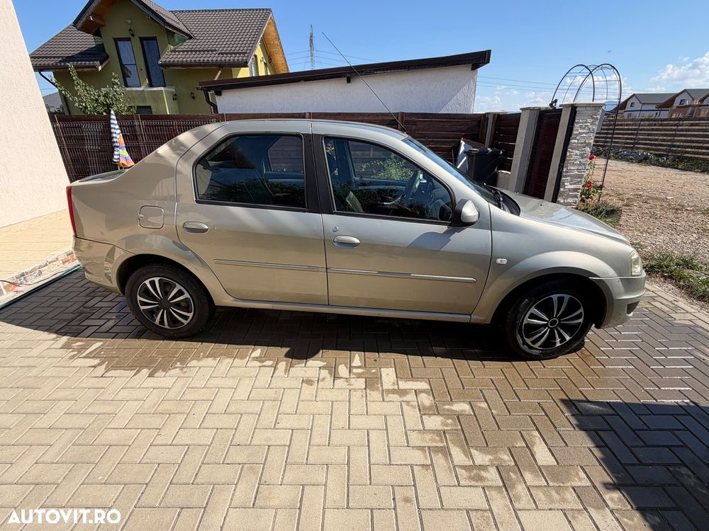 Dacia Logan 1.6 16V MPI Laureate - 13