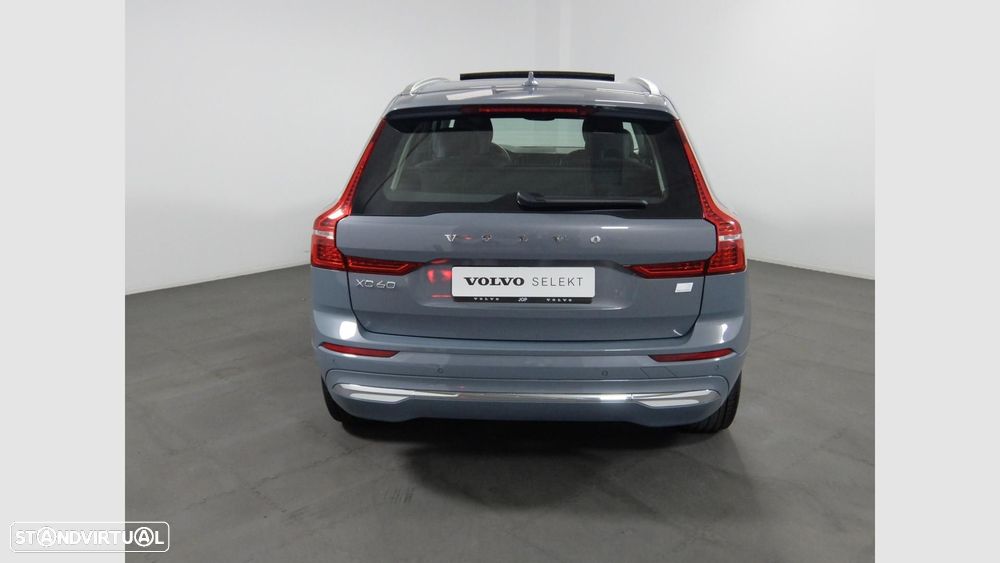 Volvo XC 60 2.0 T6 PHEV Core AWD - 9