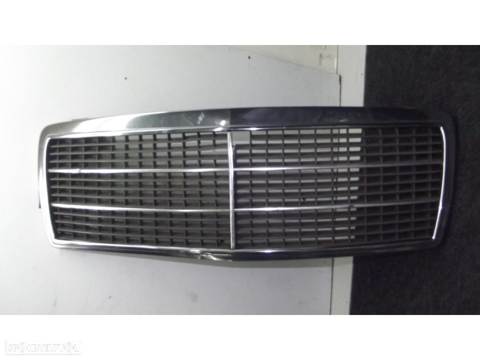 mercedes classe  C grelha original - 1