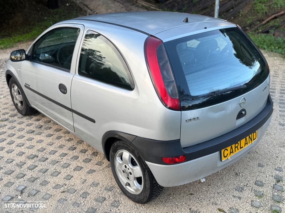 Opel Corsa 1.2 16V Confort - 5