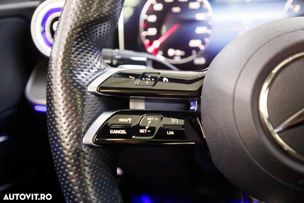 Mercedes-Benz C 300 4Matic 9G-TRONIC Edition AMG Line - 23