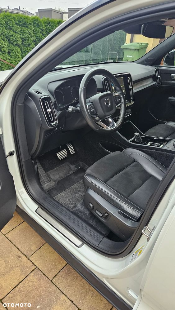 Volvo XC 40 T5 AWD R-Design - 12