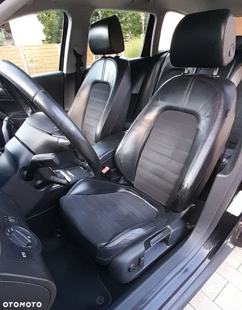 Volkswagen Passat 2.0 FSI Highline - 6