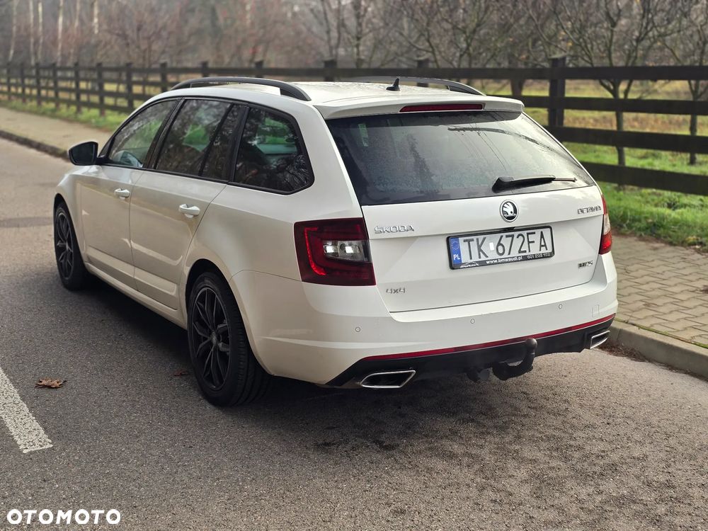 Skoda Octavia 2.0 TDI 4x4 DSG RS - 16