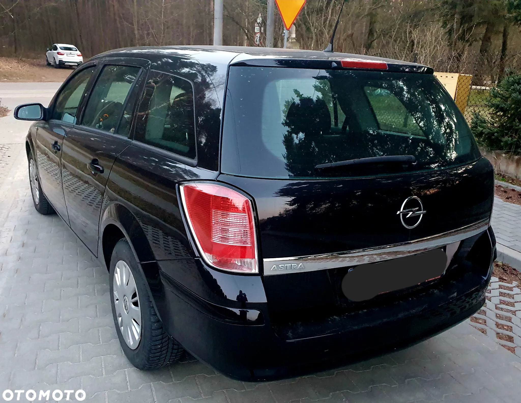 Opel Astra 1.6 Caravan Catch me now - 4
