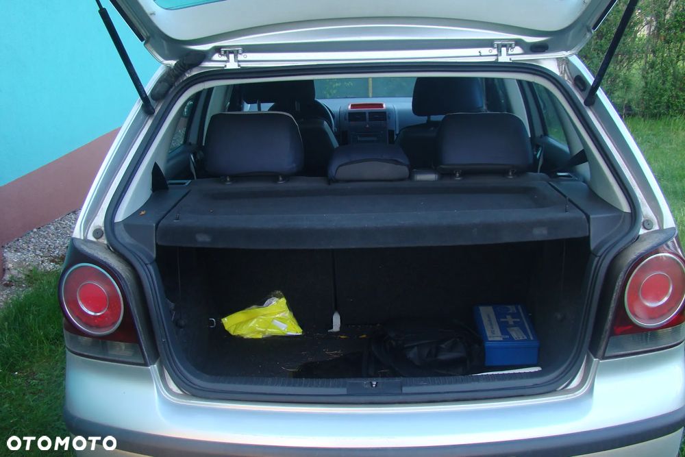 Volkswagen Polo 1.2 - 10