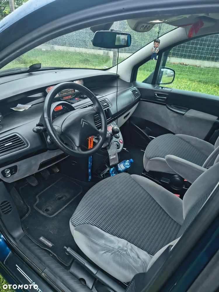 Citroën C8 - 9
