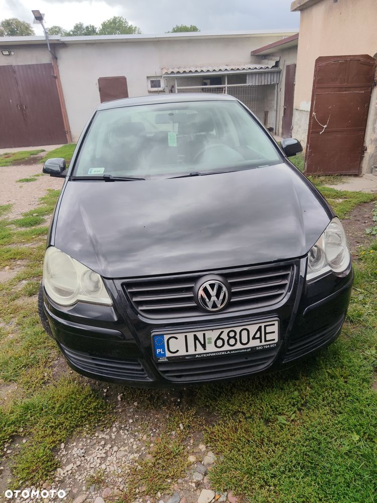 Volkswagen Polo - 1