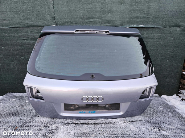 Klapa Bagaznika Szyba Srebrna Szara Audi A3 8P Sportback 5 D Drzwi
