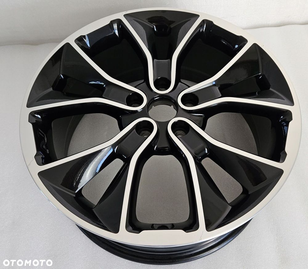 FELGA HYUNDAI i30 III TUCSON 8x19 19 ET55 5x114,3 - 5