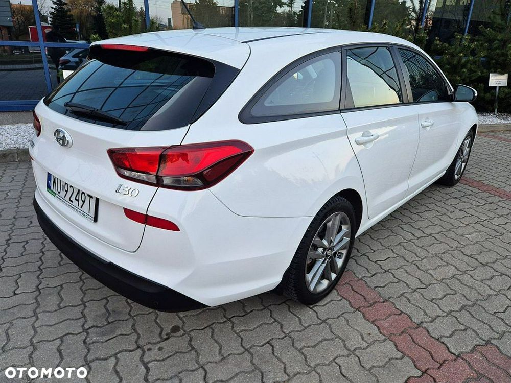 Hyundai i30 - 16