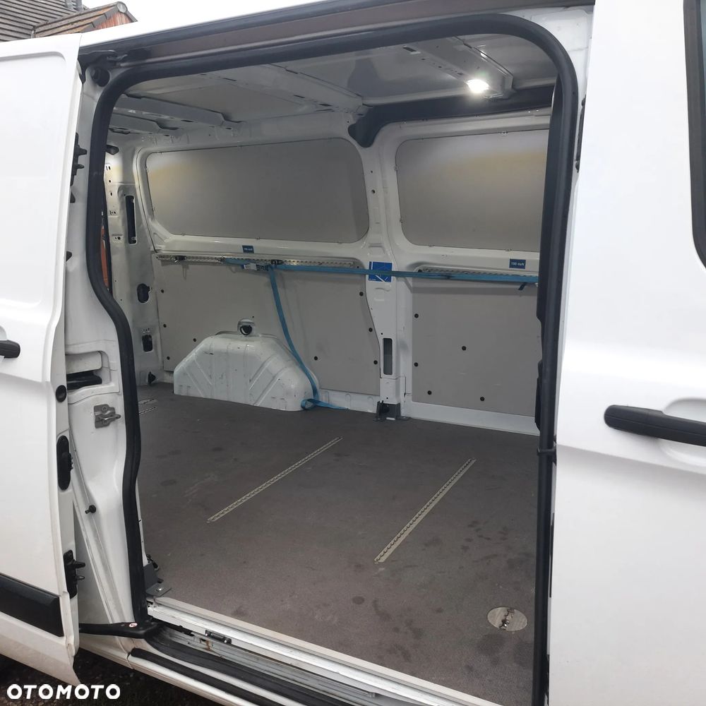 Ford Transit Custom - 12