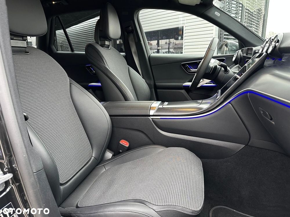 Mercedes-Benz GLC - 14