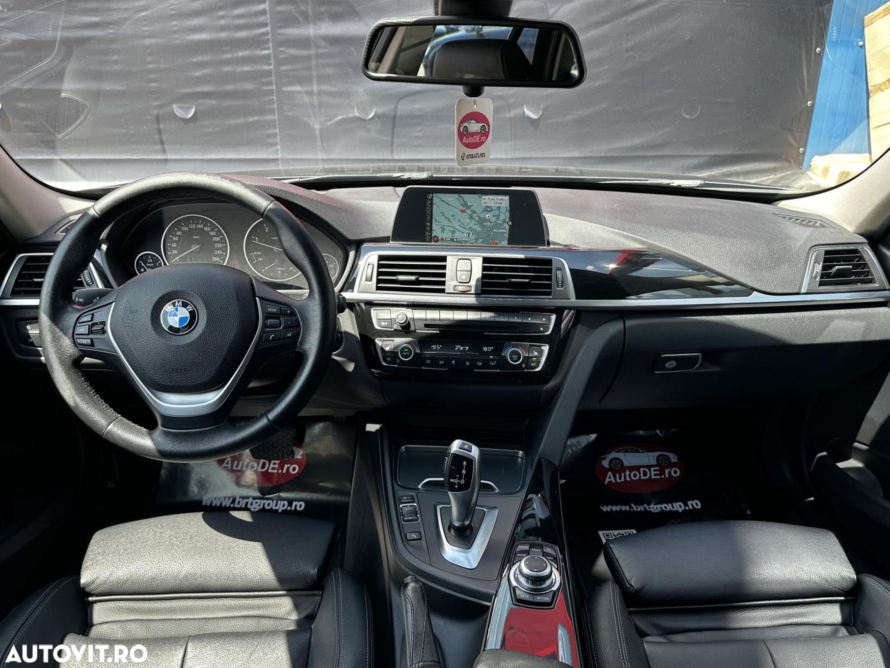 BMW Seria 3 318d Touring Aut. Sport Line - 8